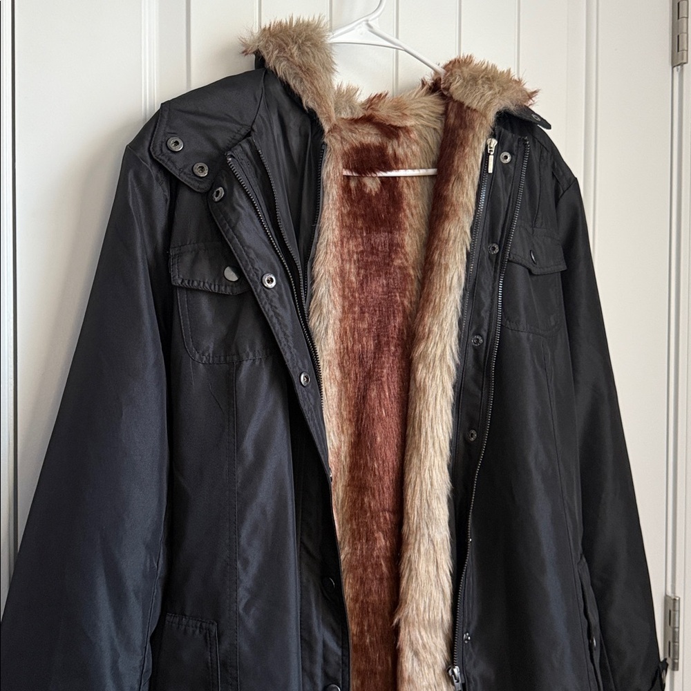 2 Piece Fur Rain Coat - Picture 7 of 12